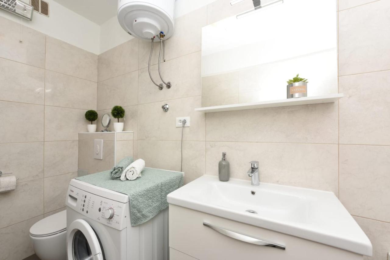 Apartman Vinika ซาดาร์ ภายนอก รูปภาพ